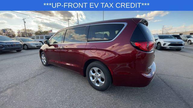 used 2020 Chrysler Pacifica Hybrid car, priced at $22,930