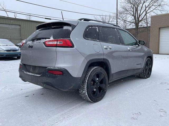 used 2016 Jeep Cherokee car, priced at $7,990