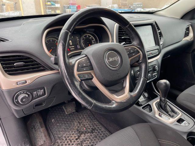 used 2016 Jeep Cherokee car, priced at $7,990