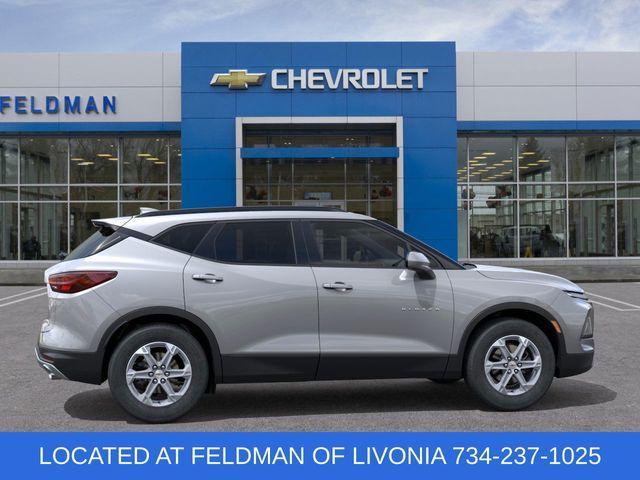 new 2025 Chevrolet Blazer car, priced at $32,417