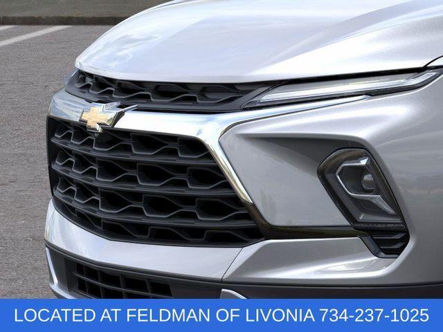 new 2025 Chevrolet Blazer car, priced at $32,417