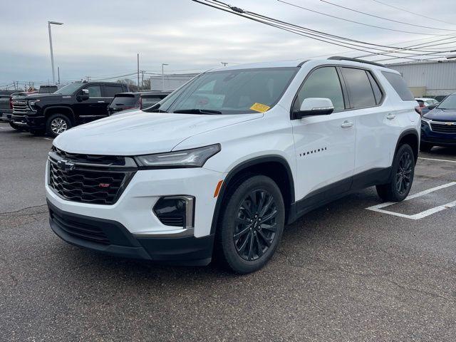 used 2022 Chevrolet Traverse car, priced at $34,990