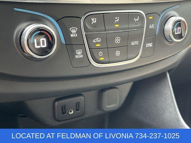 used 2023 Chevrolet Traverse car, priced at $28,990