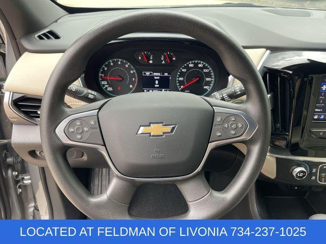 used 2023 Chevrolet Traverse car, priced at $28,990