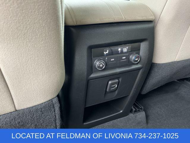 used 2023 Chevrolet Traverse car, priced at $28,990