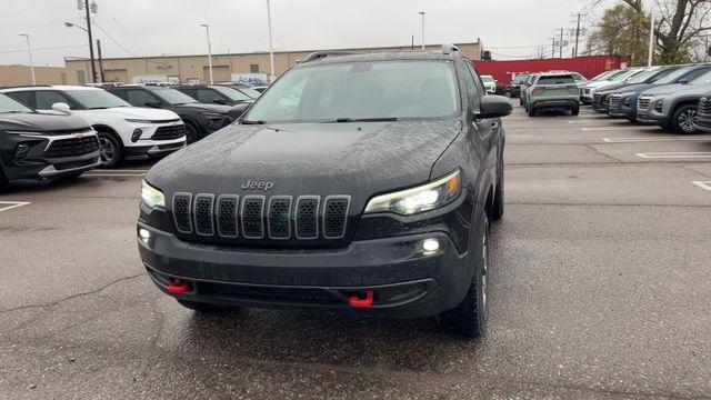 used 2019 Jeep Cherokee car, priced at $17,990