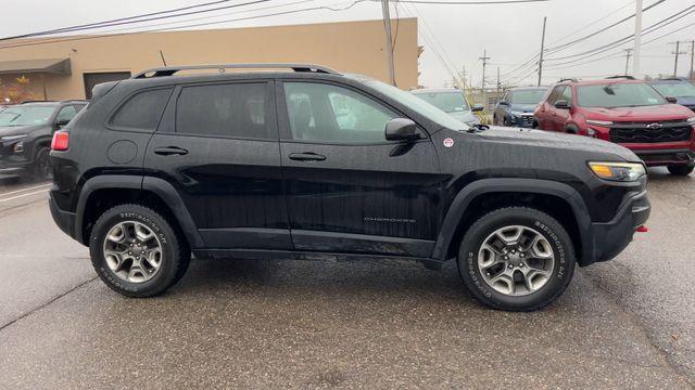 used 2019 Jeep Cherokee car, priced at $17,990