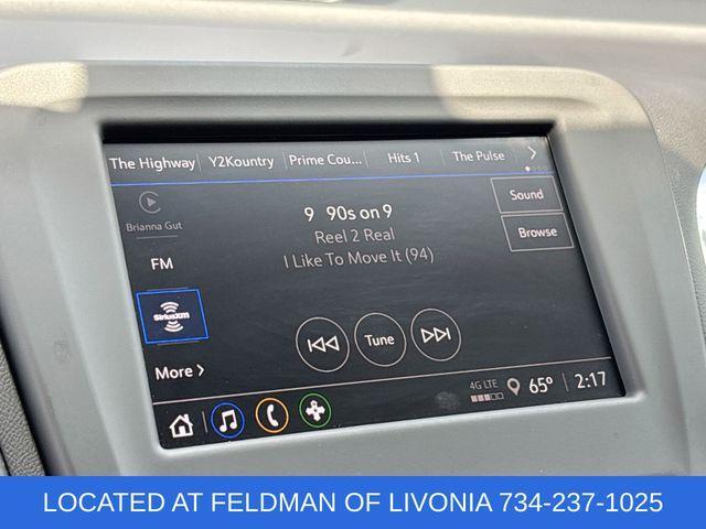 used 2022 Chevrolet Equinox car, priced at $21,990