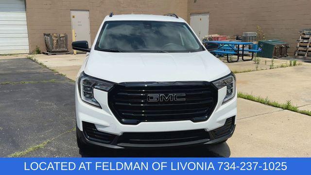 used 2024 GMC Terrain car, priced at $26,990