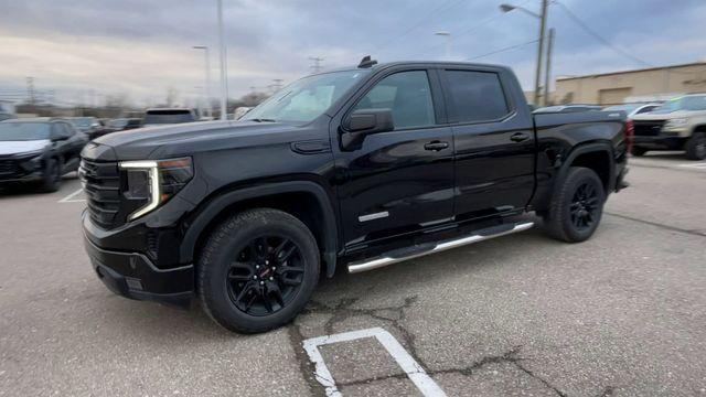 used 2024 GMC Sierra 1500 car, priced at $45,990