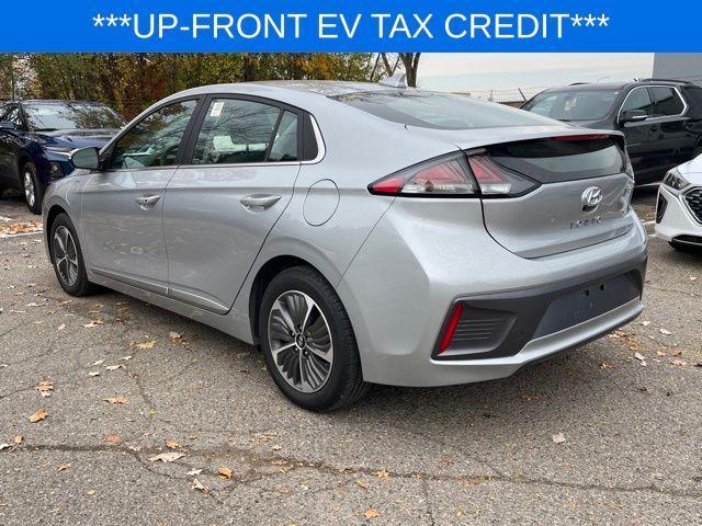 used 2022 Hyundai Ioniq Plug-In Hybrid car, priced at $22,930