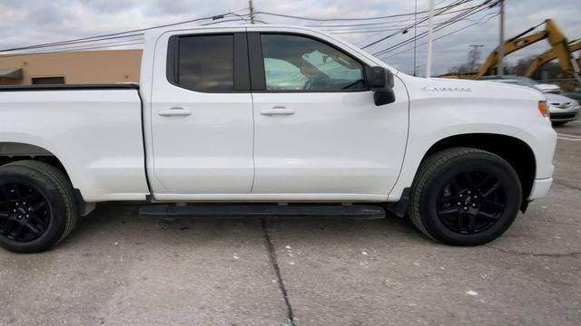 used 2022 Chevrolet Silverado 1500 car, priced at $41,990