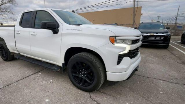 used 2022 Chevrolet Silverado 1500 car, priced at $41,990