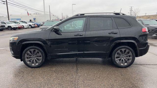 used 2020 Jeep Cherokee car, priced at $17,990