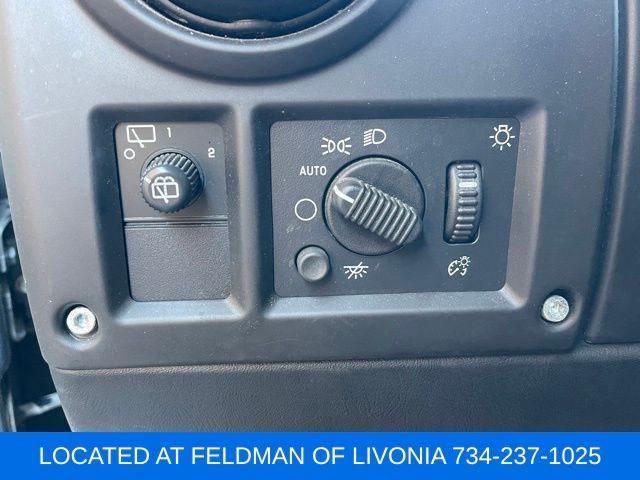 used 2005 Hummer H2 car, priced at $10,990