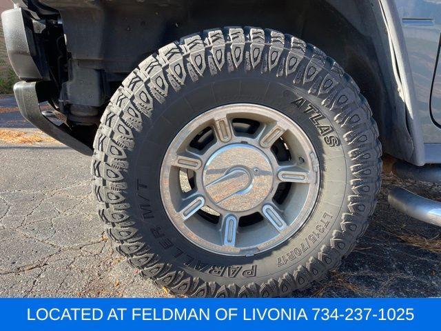 used 2005 Hummer H2 car, priced at $10,990