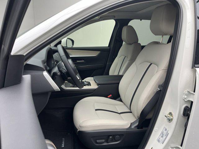 new 2025 Mazda CX-90 car, priced at $41,275