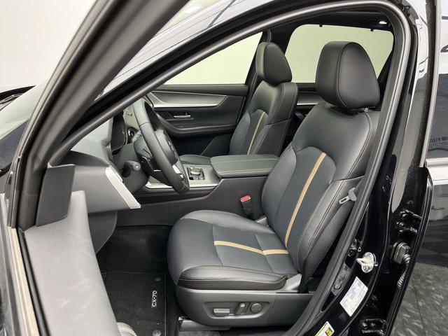new 2025 Mazda CX-70 car, priced at $48,172