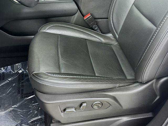 used 2021 GMC Yukon car, priced at $52,699