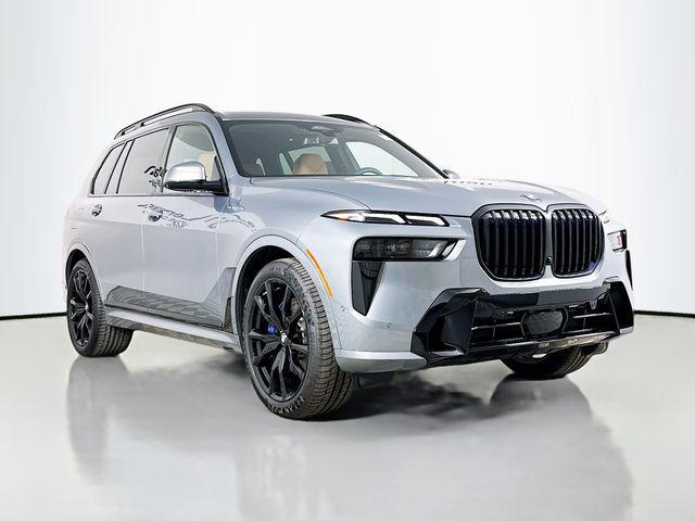 new 2025 BMW X7 car, priced at $95,785
