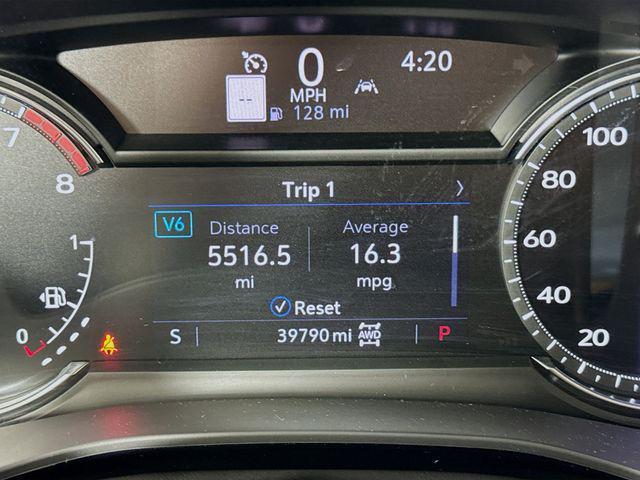 used 2021 Cadillac XT5 car, priced at $28,998