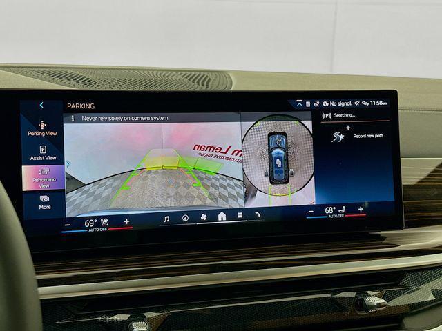 new 2025 BMW X7 car, priced at $95,785