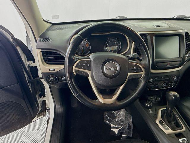 used 2017 Jeep Cherokee car, priced at $10,991
