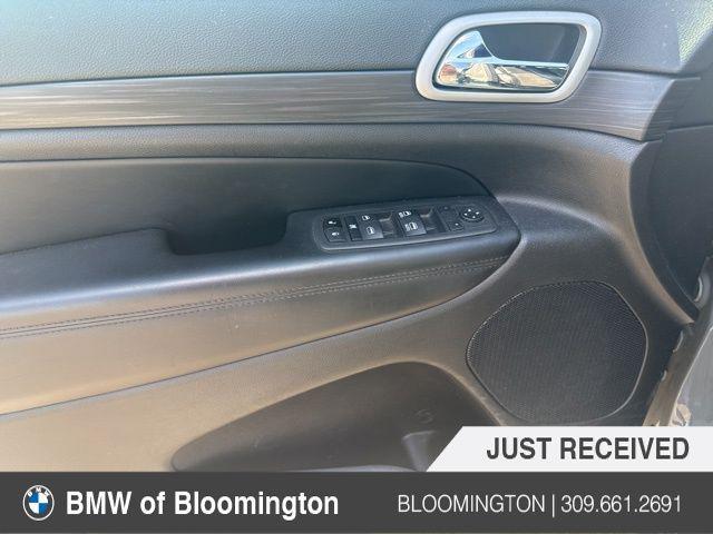 used 2022 Jeep Grand Cherokee car, priced at $26,996