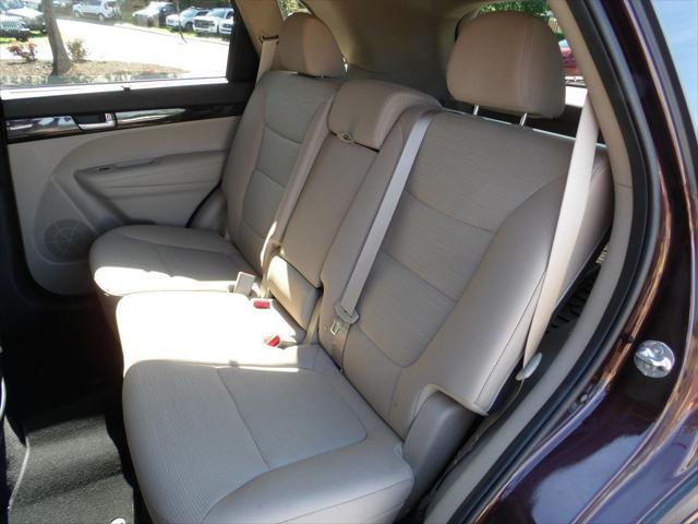 used 2014 Kia Sorento car, priced at $12,975