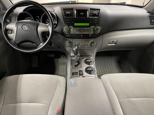 used 2010 Toyota Highlander car, priced at $8,995