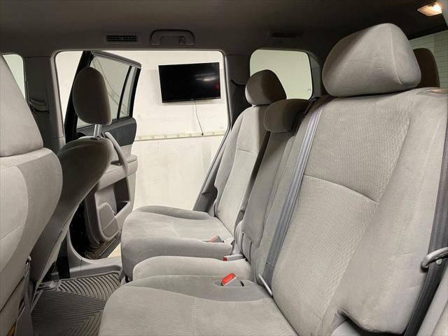 used 2010 Toyota Highlander car, priced at $8,995