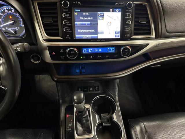 used 2019 Toyota Highlander car, priced at $24,995