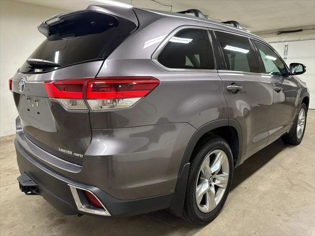 used 2019 Toyota Highlander car, priced at $24,995