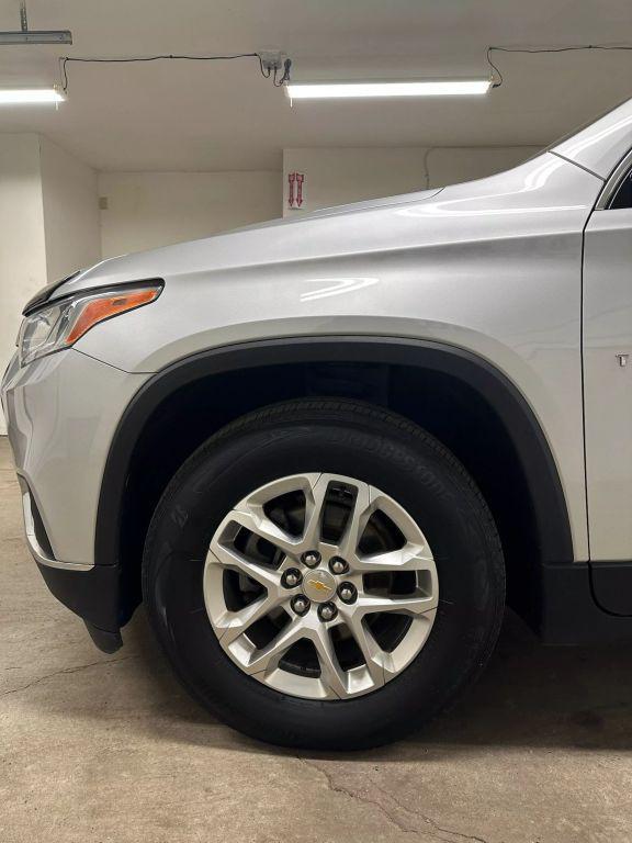 used 2019 Chevrolet Traverse car, priced at $17,499