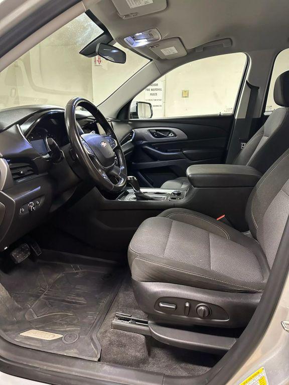 used 2019 Chevrolet Traverse car, priced at $17,499