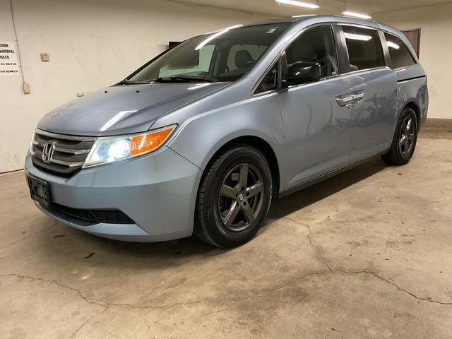 used 2013 Honda Odyssey car, priced at $13,995