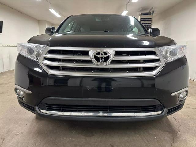 used 2013 Toyota Highlander car, priced at $15,795