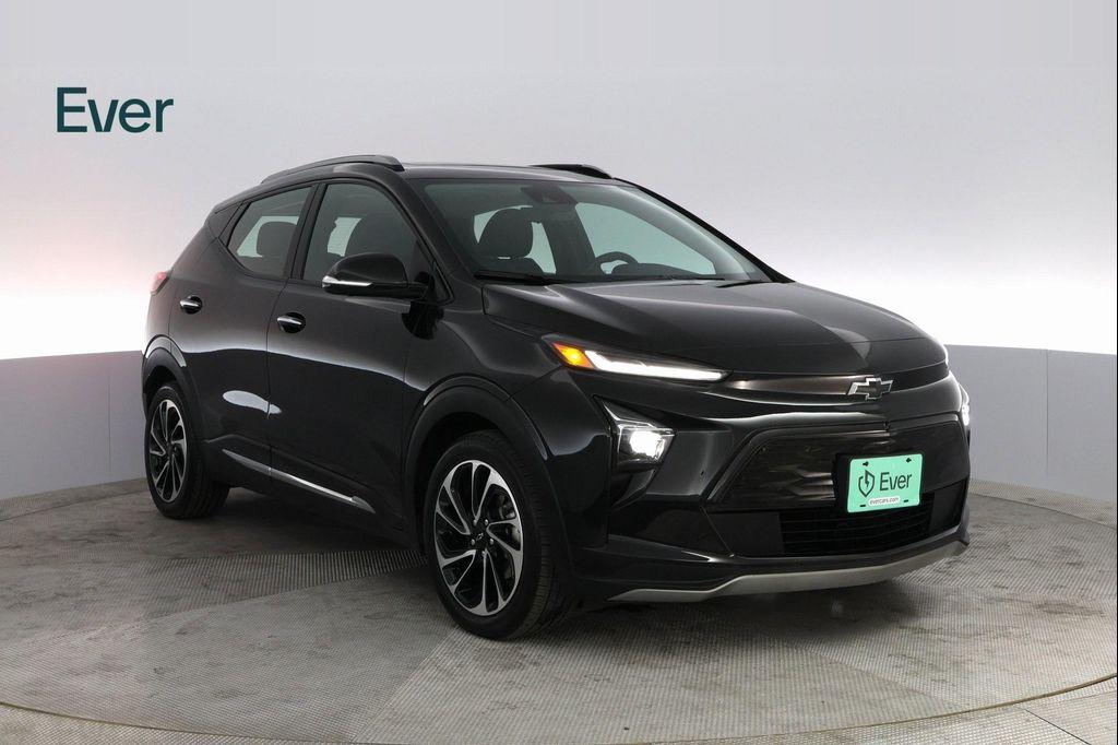 used 2022 Chevrolet Bolt EUV car, priced at $21,499