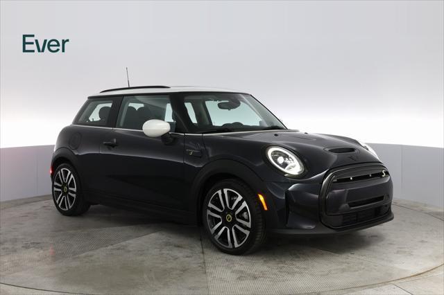 used 2023 MINI Hardtop car, priced at $24,909