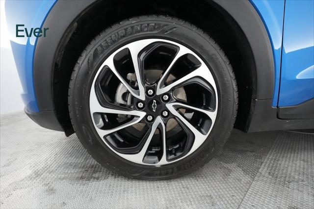 used 2022 Chevrolet Bolt EUV car, priced at $18,999