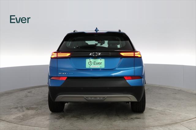 used 2022 Chevrolet Bolt EUV car, priced at $18,999