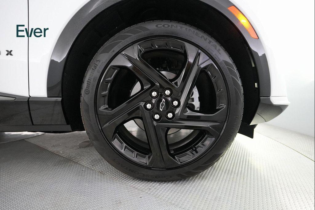 used 2024 Chevrolet Equinox EV car, priced at $28,999
