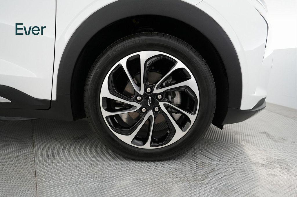 used 2023 Chevrolet Bolt EUV car, priced at $24,909
