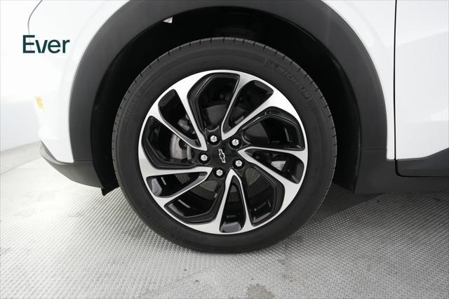 used 2022 Chevrolet Bolt EUV car, priced at $23,699