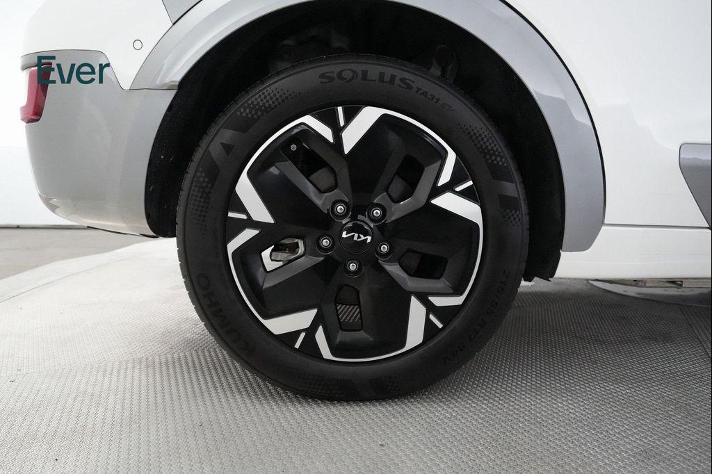 used 2024 Kia Niro EV car, priced at $26,999