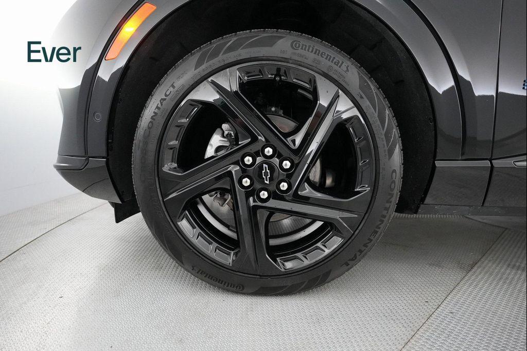 used 2024 Chevrolet Equinox EV car, priced at $28,999