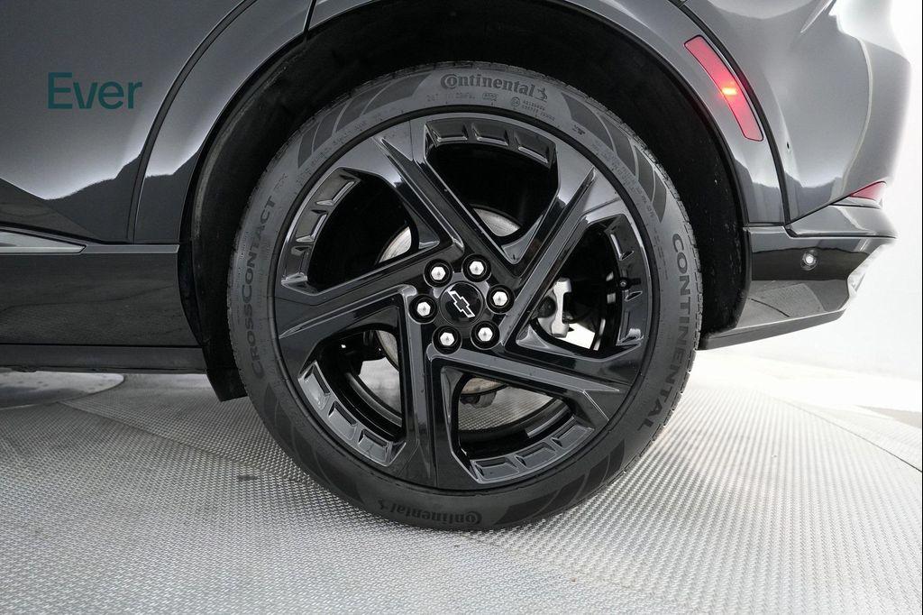 used 2024 Chevrolet Equinox EV car, priced at $28,999