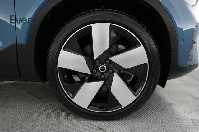 used 2022 Volvo C40 Recharge Pure Electric car, priced at $34,699