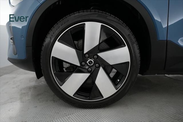 used 2022 Volvo C40 Recharge Pure Electric car, priced at $34,699