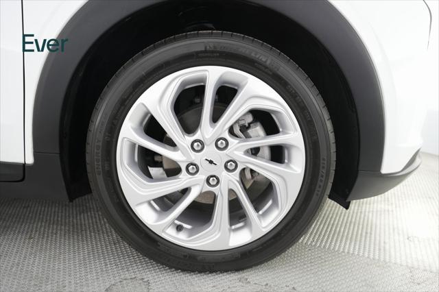 used 2022 Chevrolet Bolt EUV car, priced at $22,444